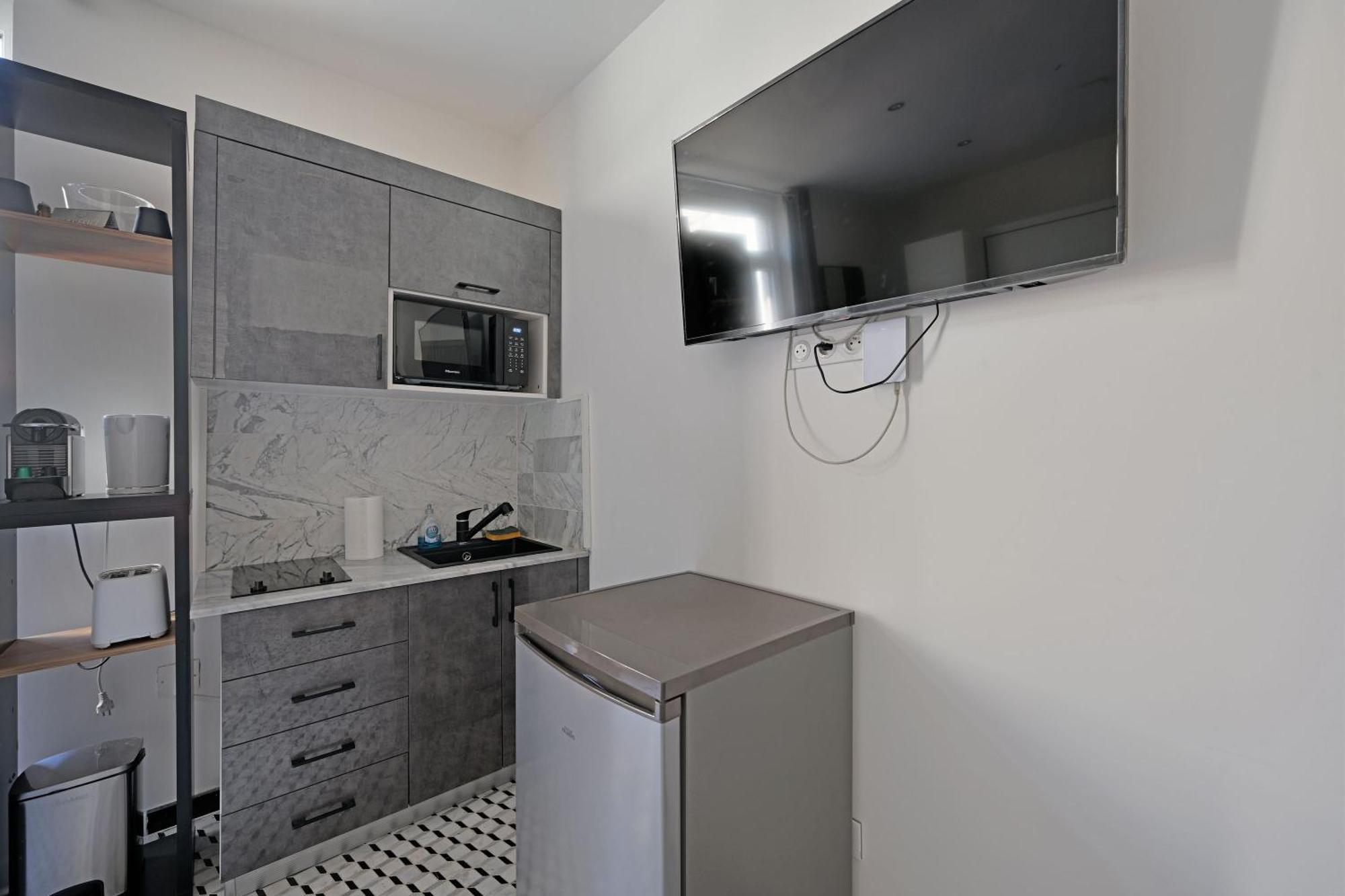 Le 185 - Charme Et Tranquillite Au Coeur D'Avignon Apartment Exterior photo