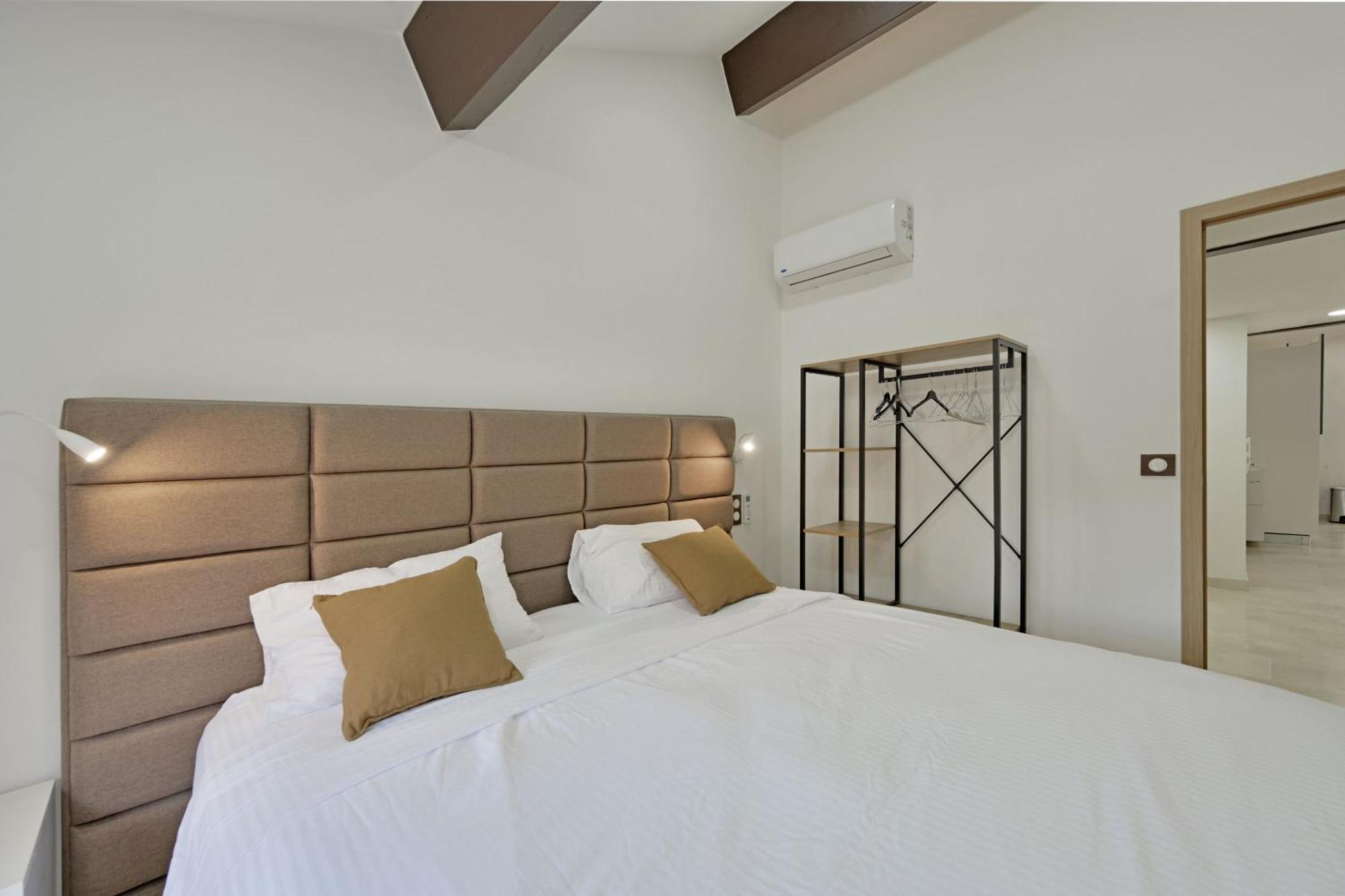 Le 185 - Charme Et Tranquillite Au Coeur D'Avignon Apartment Exterior photo
